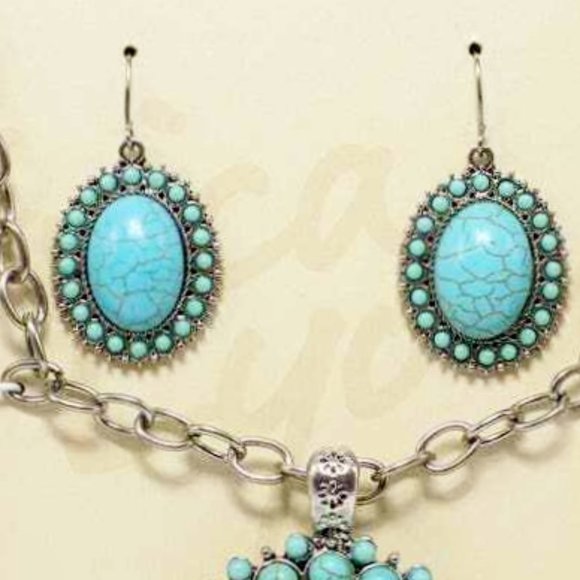 Erica Lyons Set Necklace & Earrings Faux Turquoise & Silver 20" Gift Boxed NIB - Picture 3 of 6